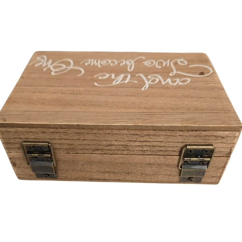 Wooden Mr & Mrs Ring Box